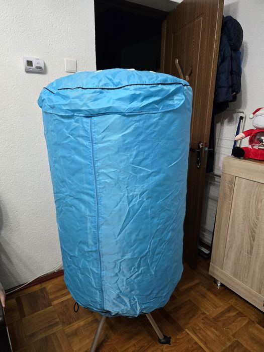 Uscator electric de haine