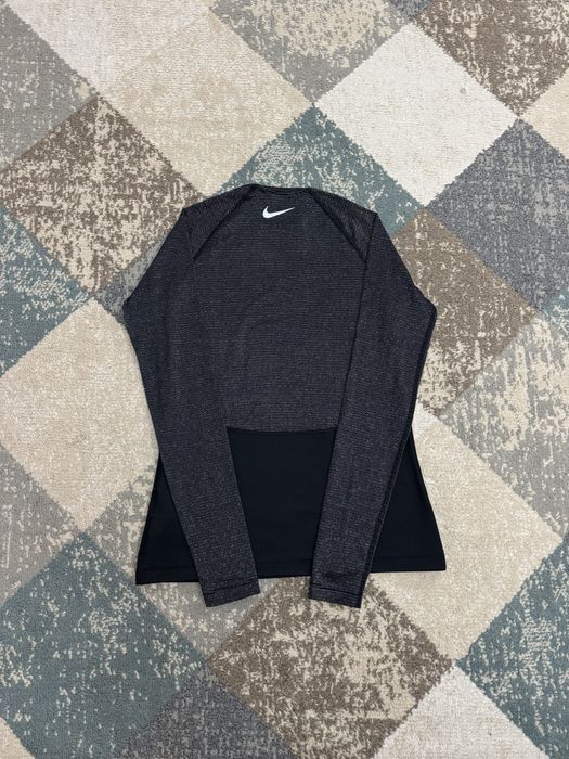 Дамскa блузка Nike