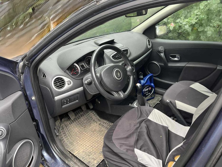 Renault Clio 1.2 Benzină