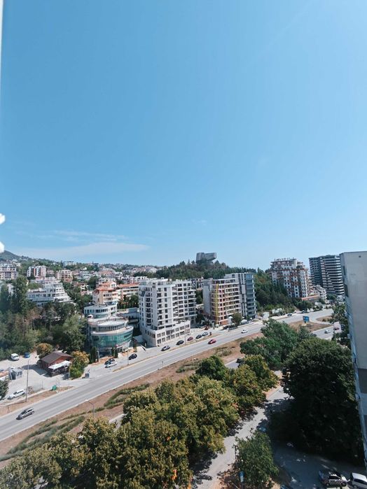 Дава се под наем Четиристаен апартамент в Варна, Лятно кино Тракия - 110 кв.м за 459 € - Снимка #8