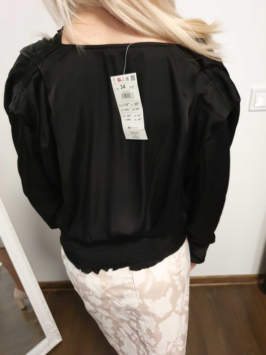 Reserved bluză cu luciu satinat, negru, mărime 34 / XS, NOU
