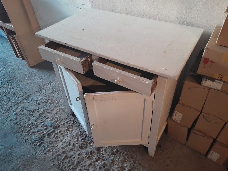 Продам советский шкаф