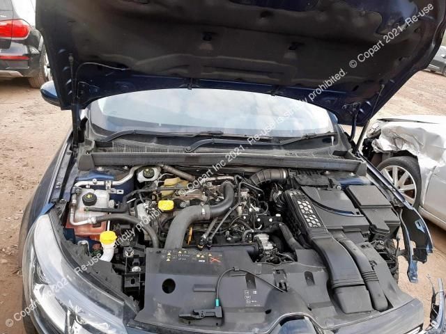 Dezmembrez Renault Megane 4 [2016 - 2020] Hatchback 5-usi 1.2 TCe MT (100 hp)