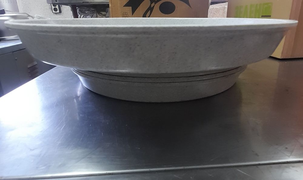 ТОП КАЧЕСТВО! Чисто нови табли за сервиране Hendi