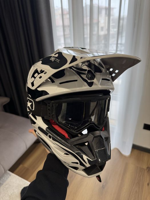 Ендуро каска - М размер