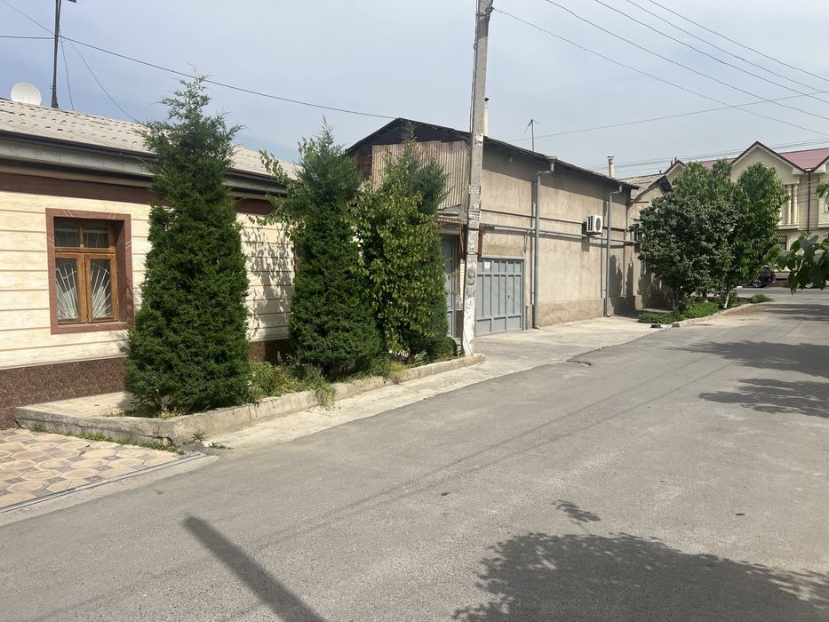 Yakkasaroy Vibrskiy mahalla uchaska sotiladi