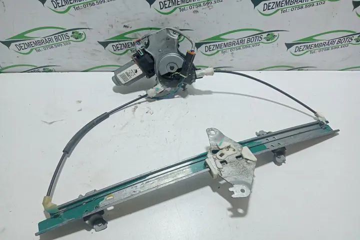 Macara geam dreapta fata Nissan Primera