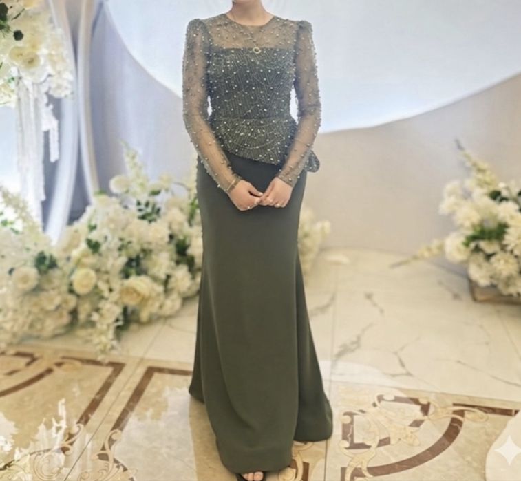 Срочно продам платья