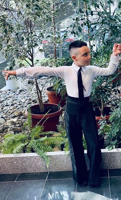 Бяла риза и вратовръзка за състезание, спортни танци , латина