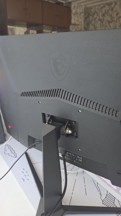 Msi монитор 180 hz извит