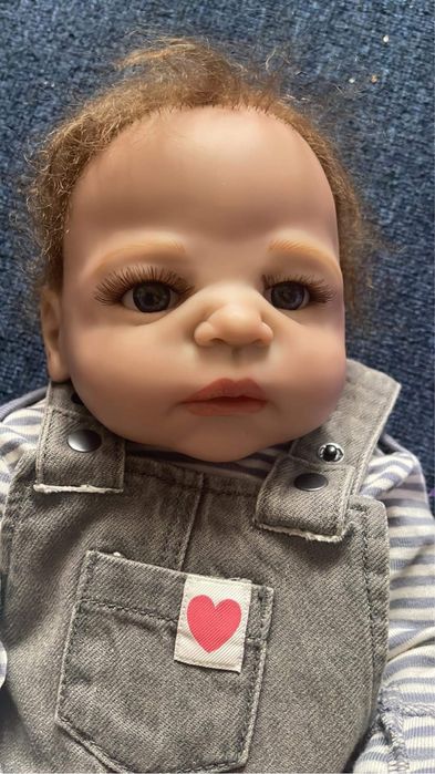 Reborn doll ( papusa )
