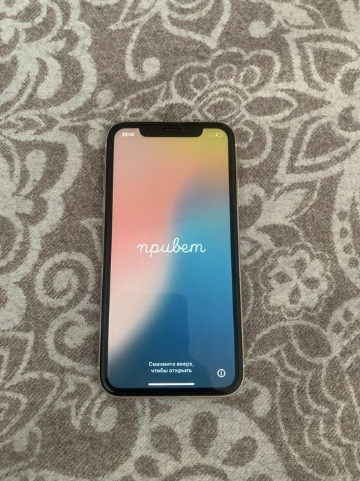 iPhone 11 в хорошем состоянии