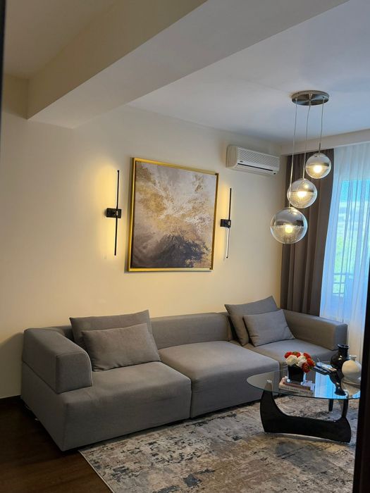 Închiriez studio dublu modern, prima închiriere – zona Gradina Zoologica
