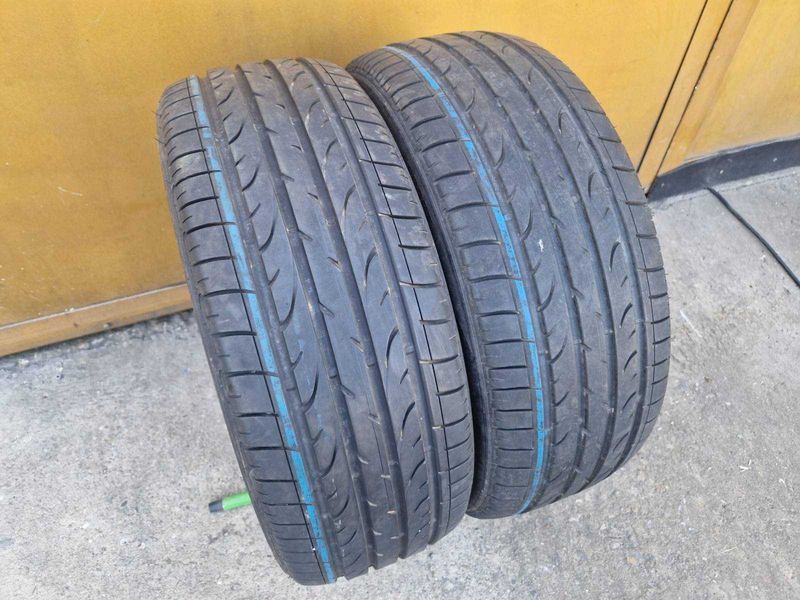 2 Bridgestone R19 235/45
летни гуми
DOT0318