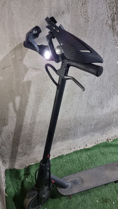 Продаю самокат Xiaomi