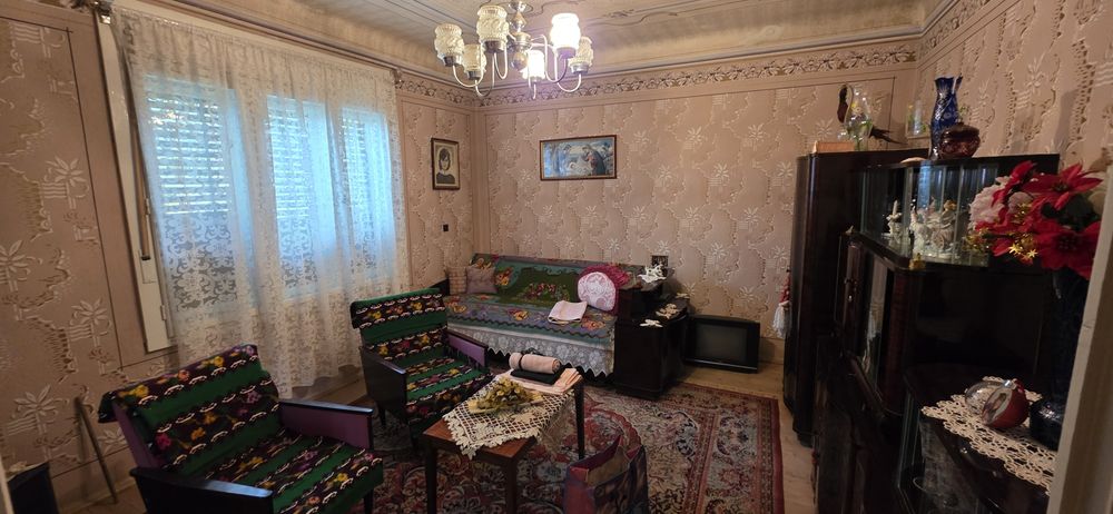 Casă de vânzare în Mănăștiur