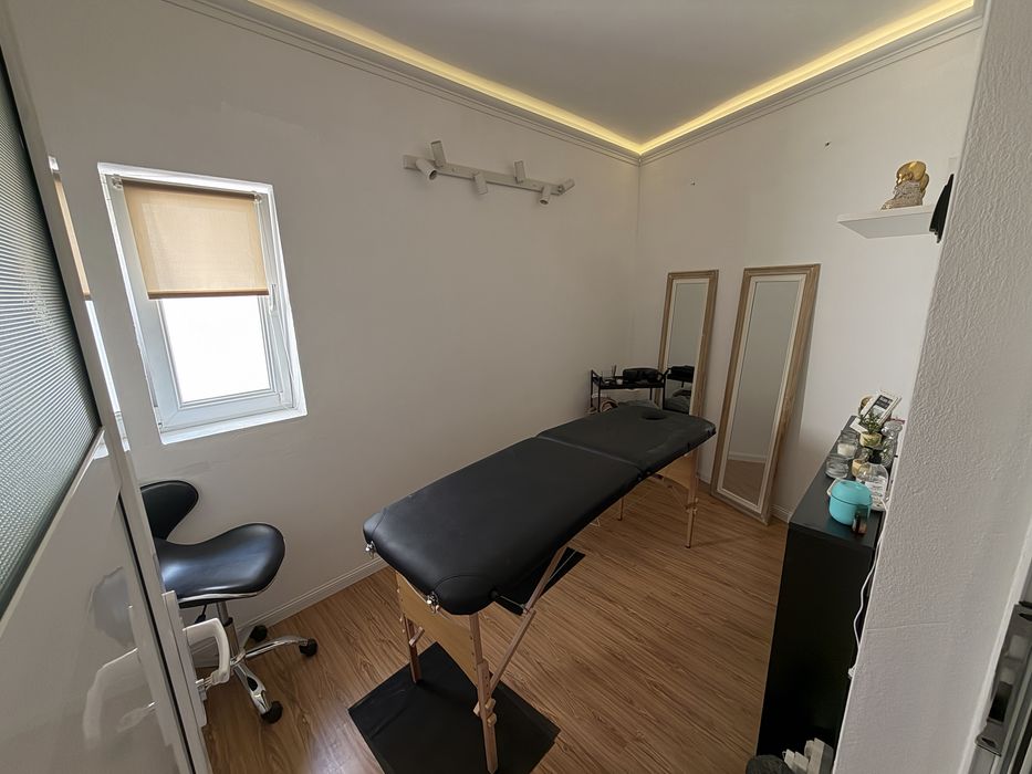 Camera de inchiriat in salon