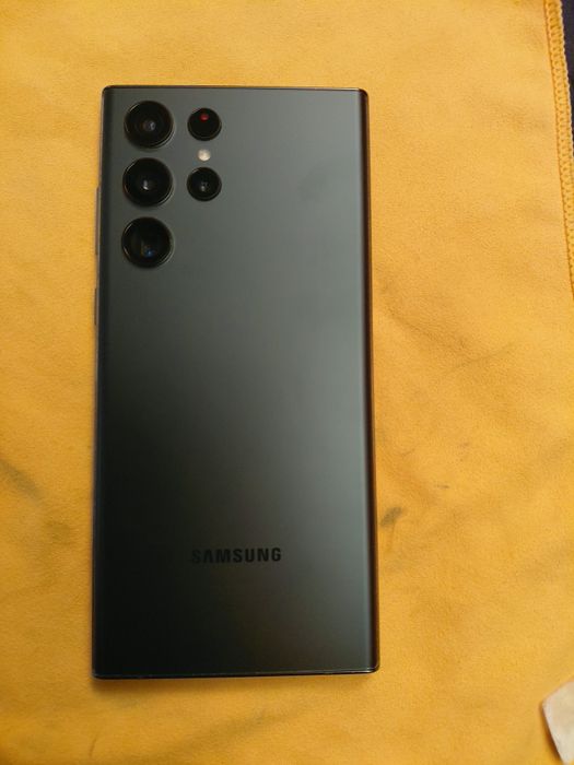 Самсунг S 22 Ultra