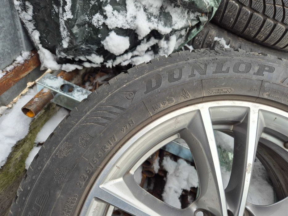 4 Anvelope M+S - 225/55/17 - DUNLOP - APP NOI DOT 2018 RFT