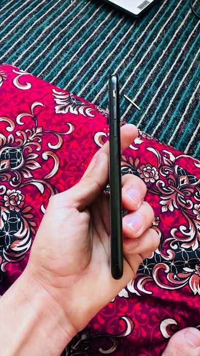 Iphone 8 64 pamyt 74% yomkst