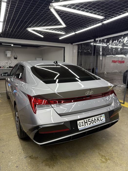 Hyundai elantra 2025