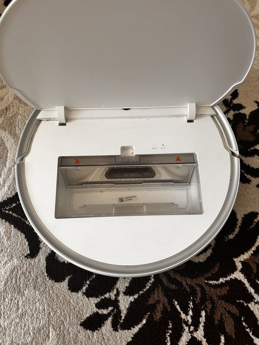 Робот пылесос “mi robot vaccum mop 2”