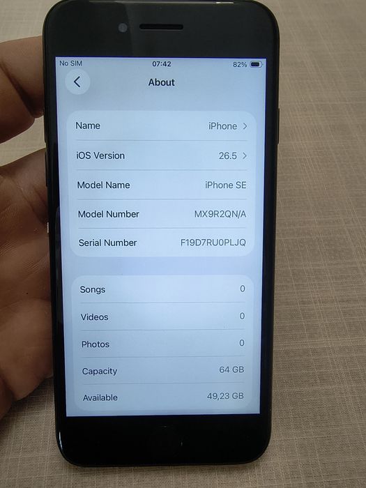iPhone SE  64gb.  2020.   87%