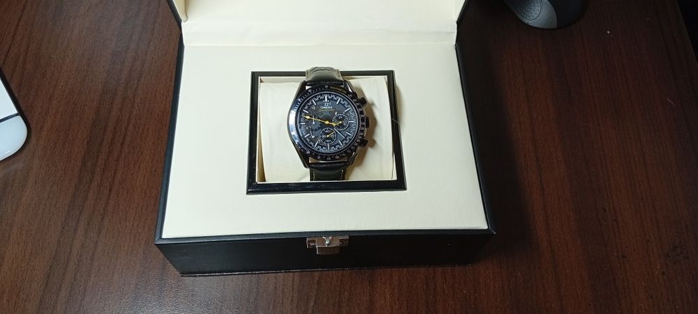 Ceas Dark Side Of The Moon