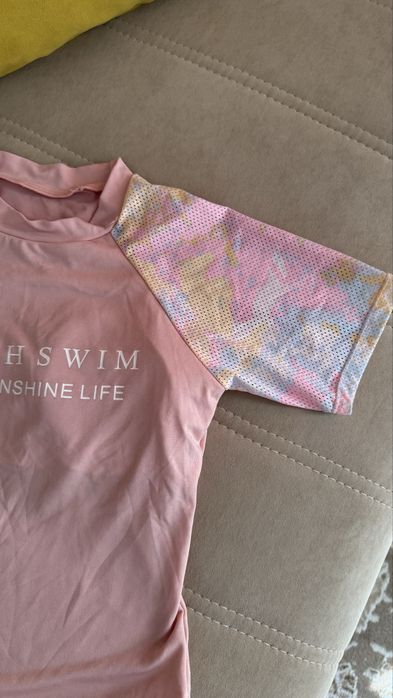 Продам 2 б/у купальника