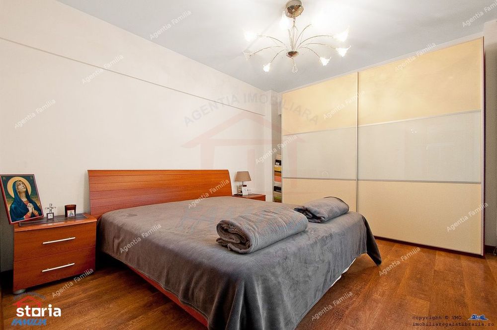 Vanzare apartament cu 4 camere, Faleza bloc Pescarus, etaj 1, sup.135