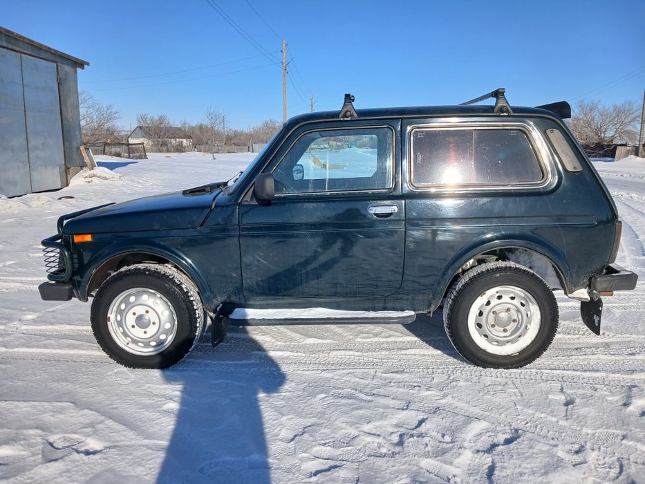 Продам ниву на активном ходу