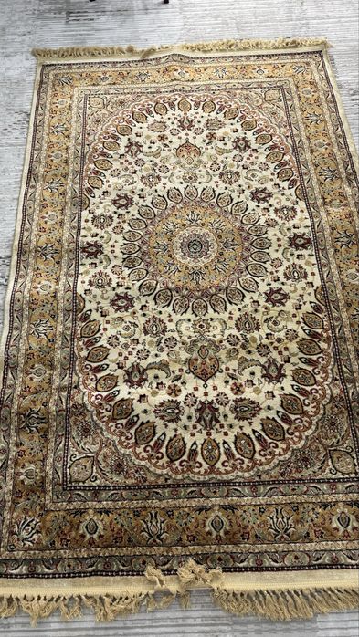 Продам шелковый ковер! Размер 3*5, 150*230!