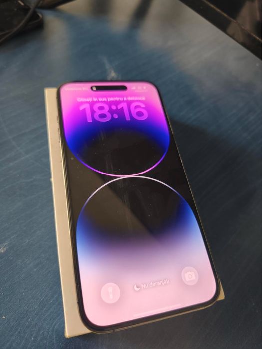 Vand iphone 14 pro max  256 gb pret neg