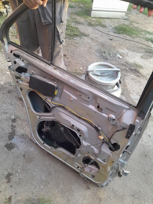 Двери мерседес w210