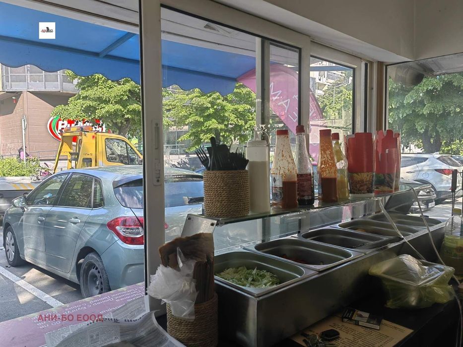 Магазин във Варна-Окръжна болница площ 8м2 цена 20000€