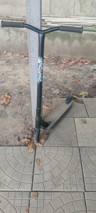 СРОЧНО!!! продаю трюковой самокат