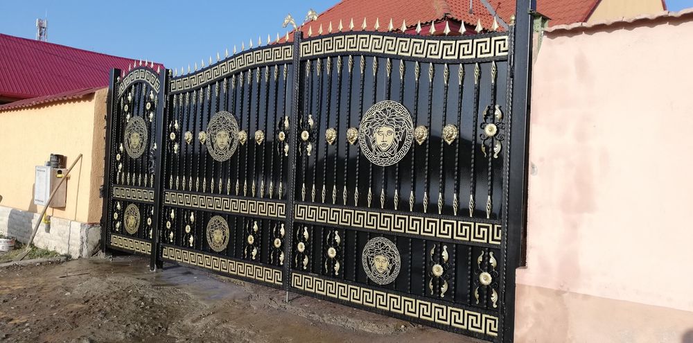 Porti,garduri,balcoane.scari structuri metalice