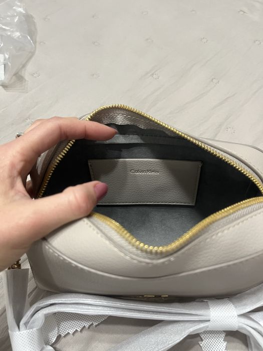 Дамска чанта Calvin Klein