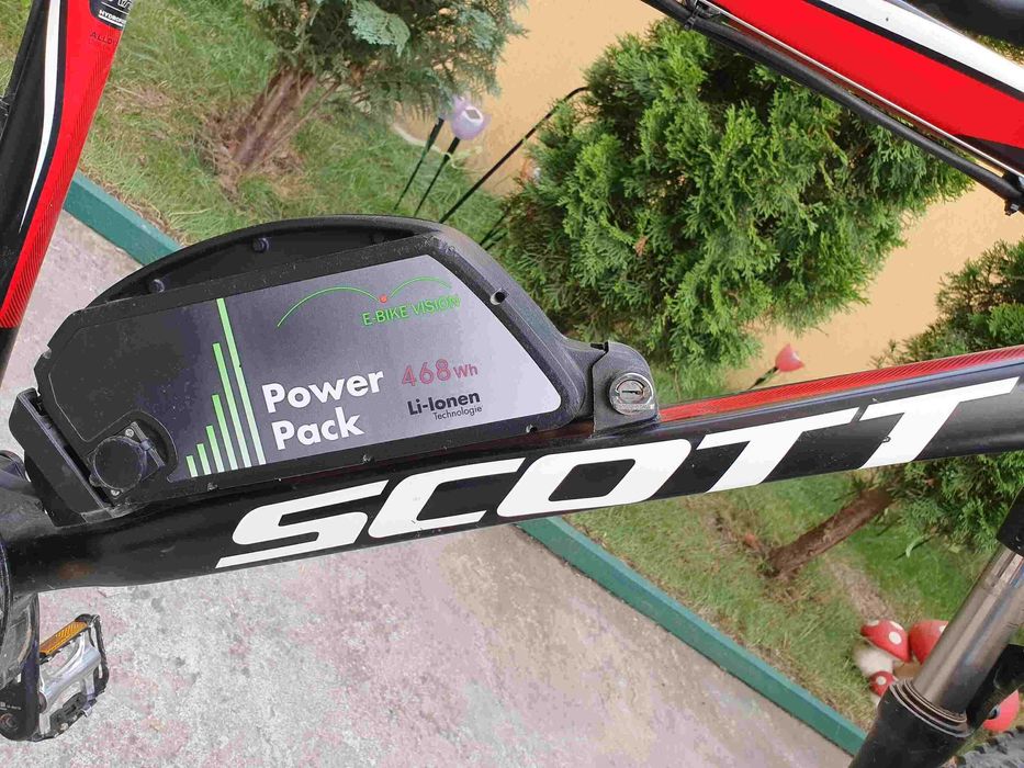 Bicicletă electrică munte / oraș MTB Scott 29" L cu motor Bosch