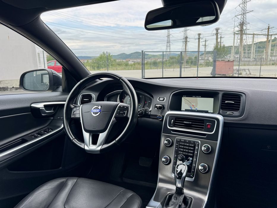 VOLVO V60 2014 — imagine 5