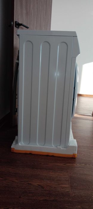 Стиральная машина Hansa