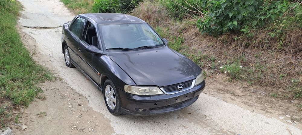 Опел Вектра Б на -части/Opel Vectra B 1.8 Z18XE na chasti