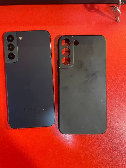 Обменяю самсунг s22+