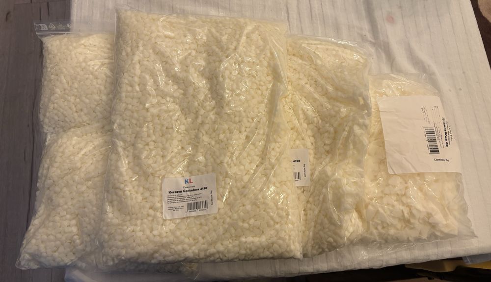 Ceara de soia pentru recipiente si pentru matrite