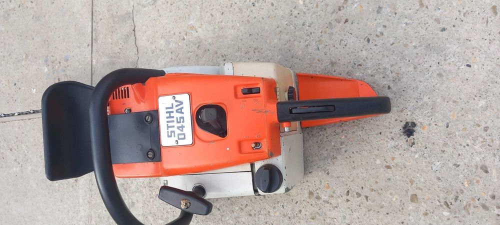 Drujba Partner S50 si Stihl 045AV