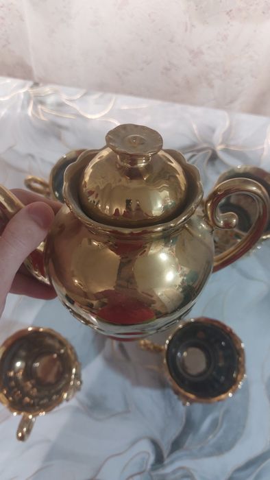 Чайный сервиз на 6 персон