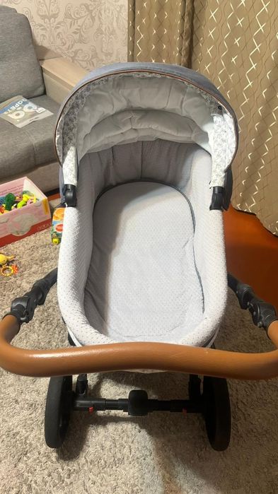 Продам коляску б у