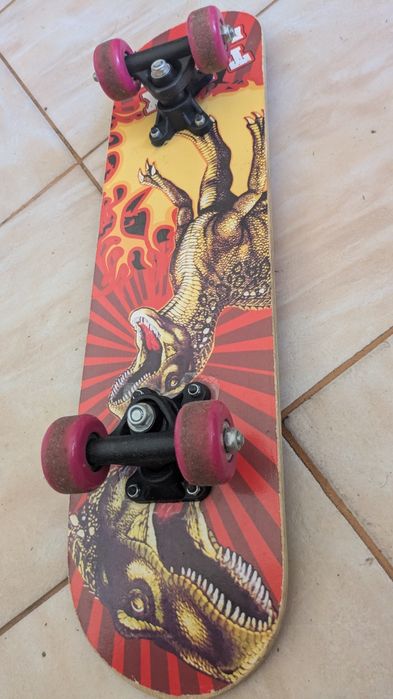 Skateboard t-rex attack