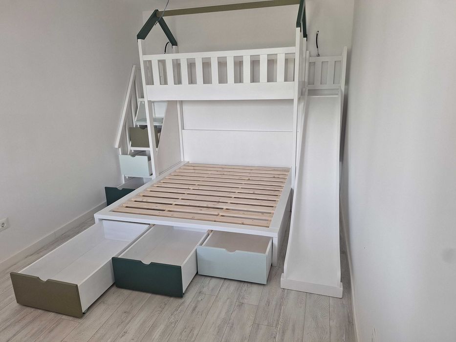 TRANSPORT GRATUIT.Pat supraetajat cu scara tip sertare.Cod 3537