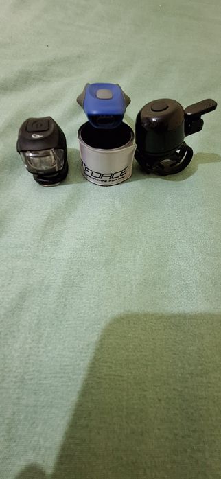 Set beculete si claxon bicicleta !super preț